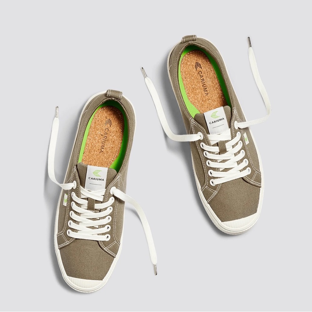 Cariuma Sand Contrast Thread Canvas OCA Low Top Sneakers Women 9.5/Men 8 New - Picture 2 of 14